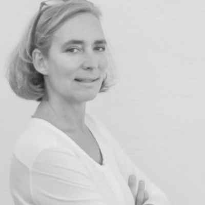 Sabine Krüpe - Expertin für Arbeitsorganisation und Qualitätsmanagement